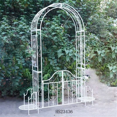 Metallist aiakaar uksega